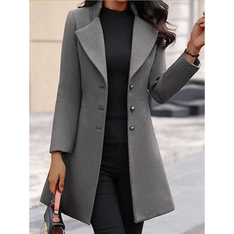 Women's elegant wool coat with a structured fit and double-button closure design NOVAE