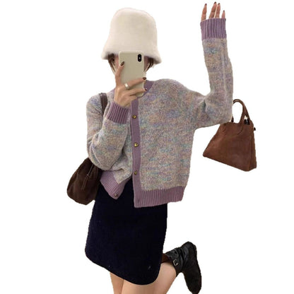 Women's cozy cardigan with heart buttons and contrasting ribbed details NOVAE