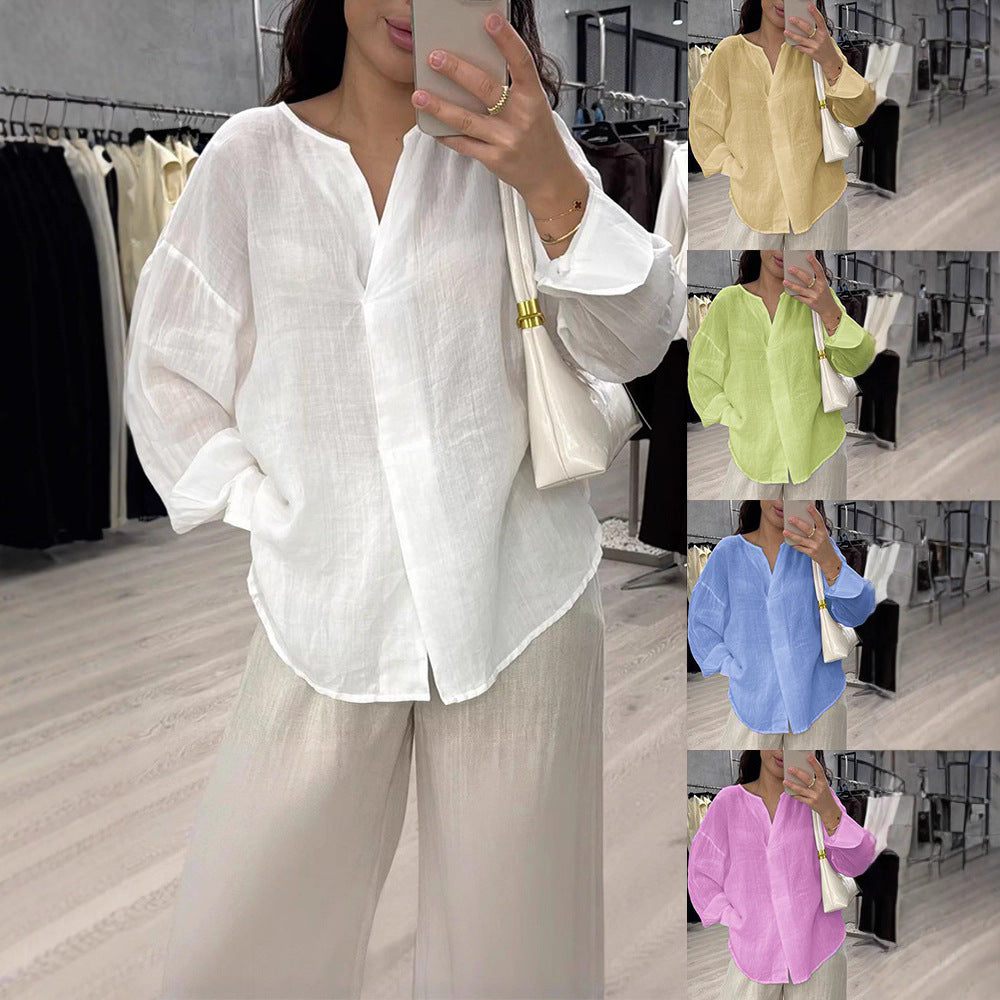 Women's loose linen top with V-neck and relaxed cut NOVAE