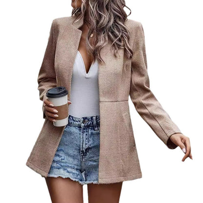 Women's fashionable blazer with structured design and elegant cut NOVAE