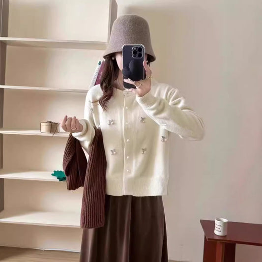 Women's cardigan with floral embroidery and pearl buttons NOVAE