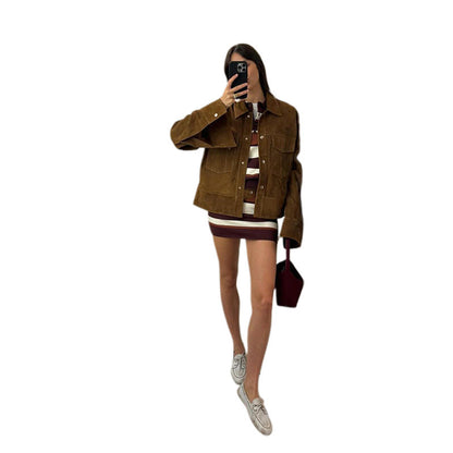 Women's Elegant Suede Jacket with Practical Pockets and Modern Cut NOVAE