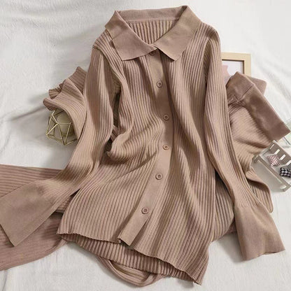 Women's knit sweater with classic collar NOVAE