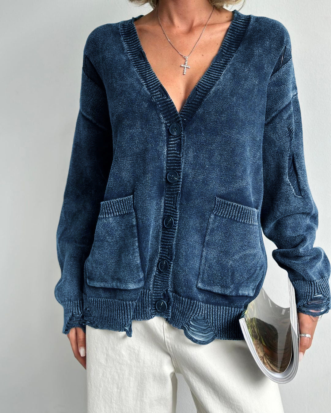 Women's casual oversized sweater with V-neck and pockets NOVAE