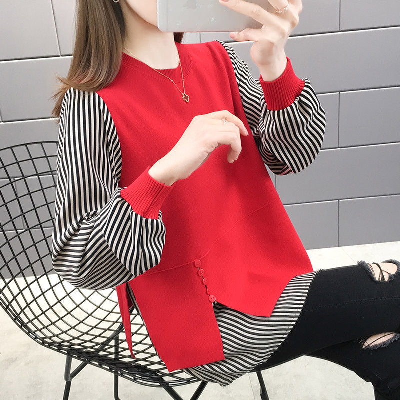 Women's layered sweatshirt with striped sleeves and button details NOVAE