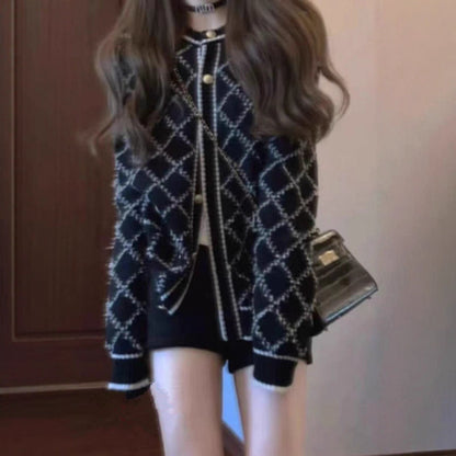 Women's fashionable knit cardigan with elegant diamond pattern and gold buttons NOVAE