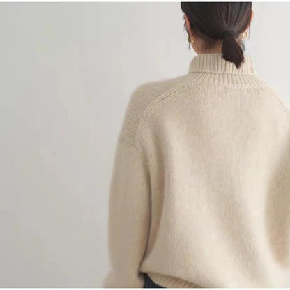 Women's Cozy Turtleneck Sweater made of High-Quality Wool NOVAE