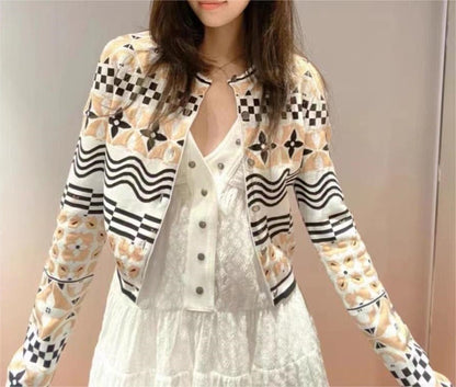 Women's fashionable short jacket NOVAE