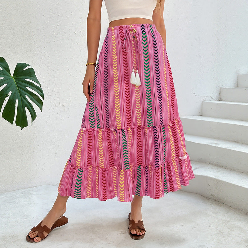 Women's tiered skirt with cheerful ethnic print NOVAE