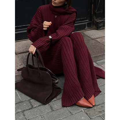 Women's casual knit set with a wide cut and V-neck NOVAE