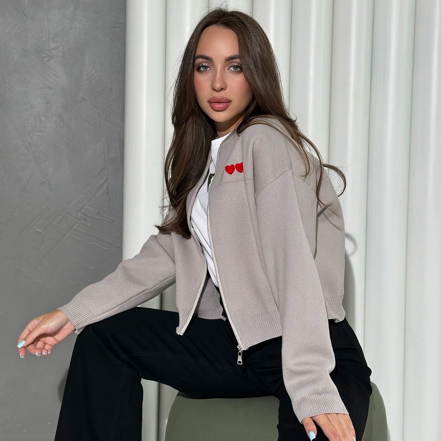 Women's casual short-sleeved cardigan with heart appliqués NOVAE