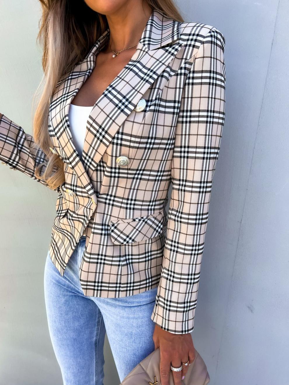 Women's checked blazer in a modern cut with double-breasted button fastening and elegant details NOVAE