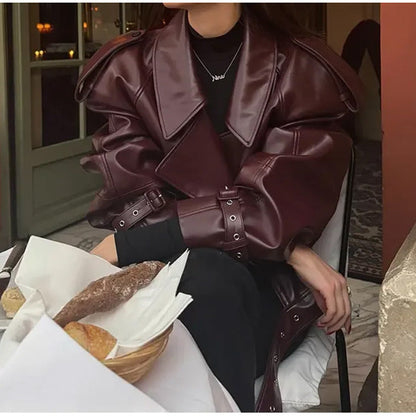 Women's trendy faux leather jacket with broad shoulders and classic collar NOVAE