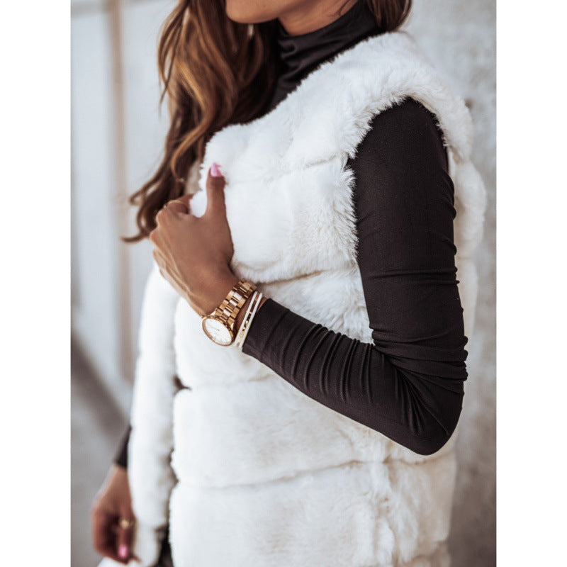 Women's long-haired coat made of cuddly faux fur with a quilted design NOVAE