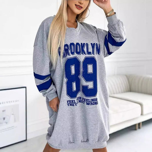 Women's casual oversized sports dress with V-neck and contrasting sleeves NOVAE
