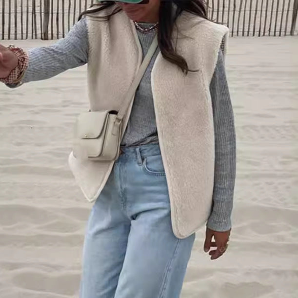 Women's fashionable teddy vest with elegant edge finishing NOVAE