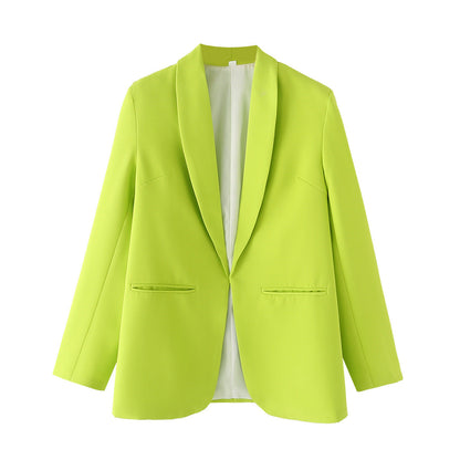 Women's elegant blazer with a modern cut and practical pockets NOVAE