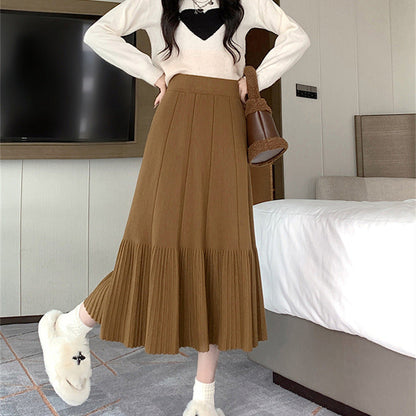 Women's pleated maxi skirt with flared hem and high waistband NOVAE