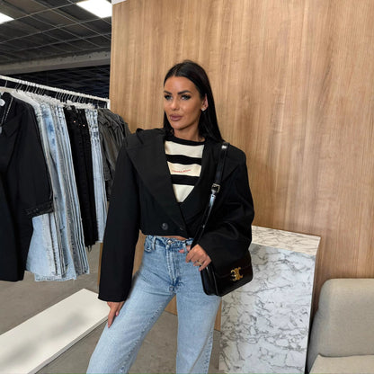 Women's Short Blazer Jacket with Oversized Cut and Elegant Button Details NOVAE