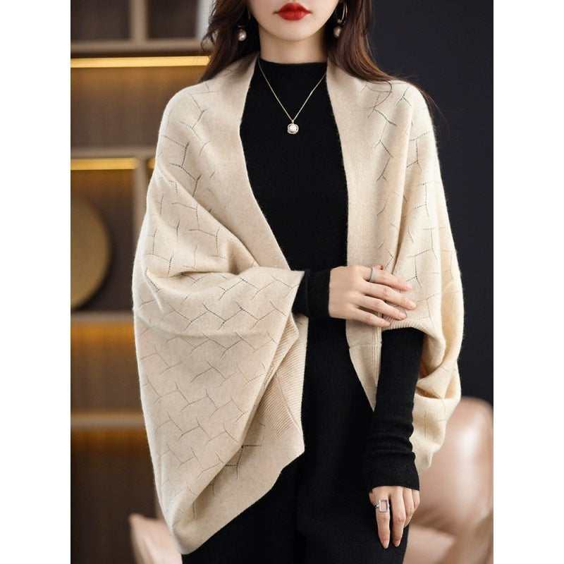 Women's Large Knit Poncho with Modern Diamond Pattern NOVAE