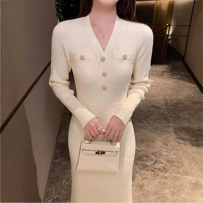 Women's Elegant Maxi Dress with V-Neck and Button Details NOVAE