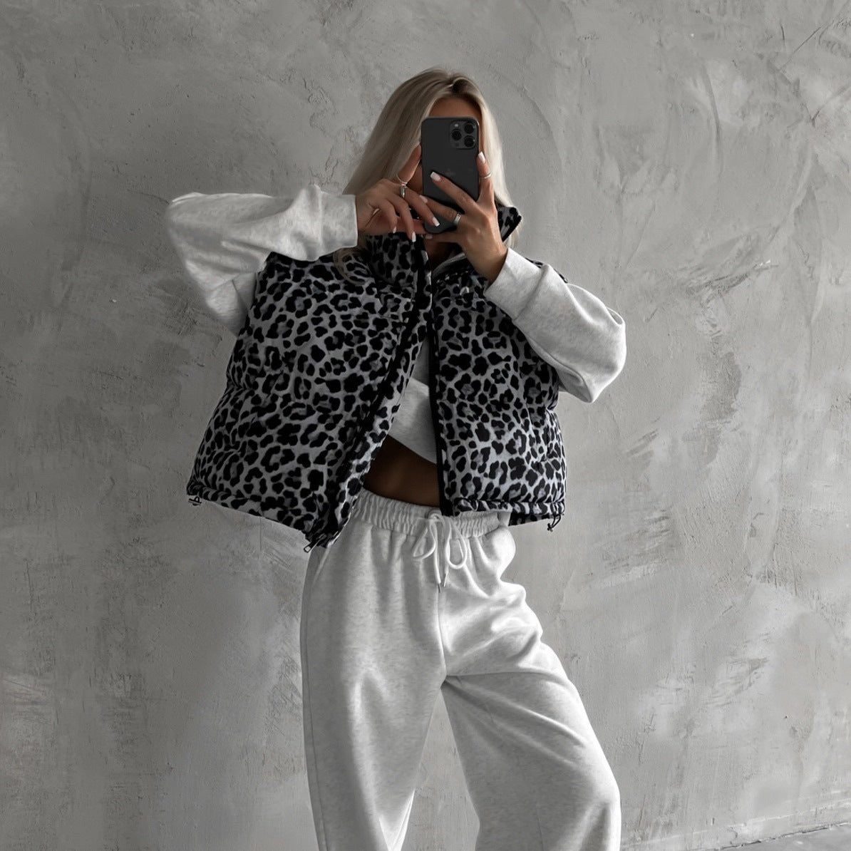 Women's casual vest with animal print and comfortable cut NOVAE