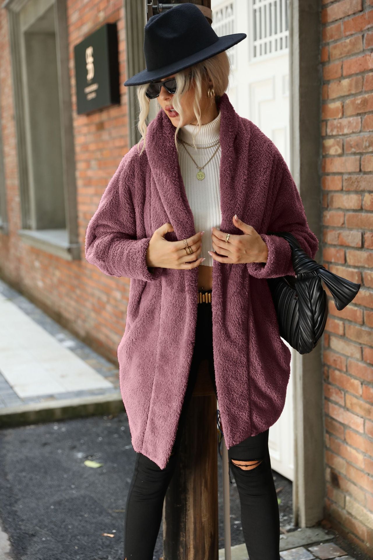 Women's Cozy Oversized Coat in Soft Plush with Large Collar NOVAE