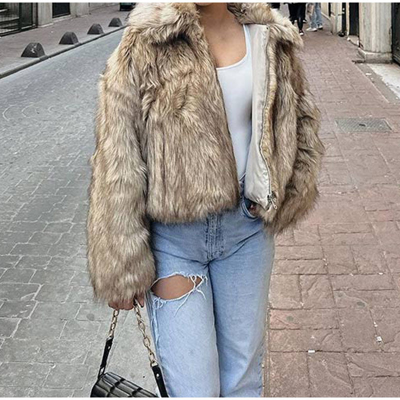 Women's cozy teddy jacket with a fashionable cut NOVAE