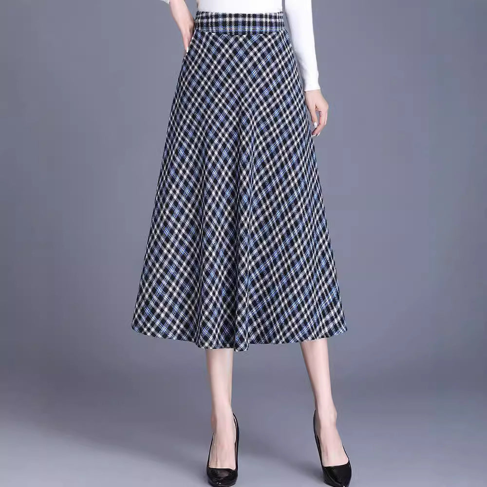 Women's midi skirt in an elegant check design with a flowing cut NOVAE