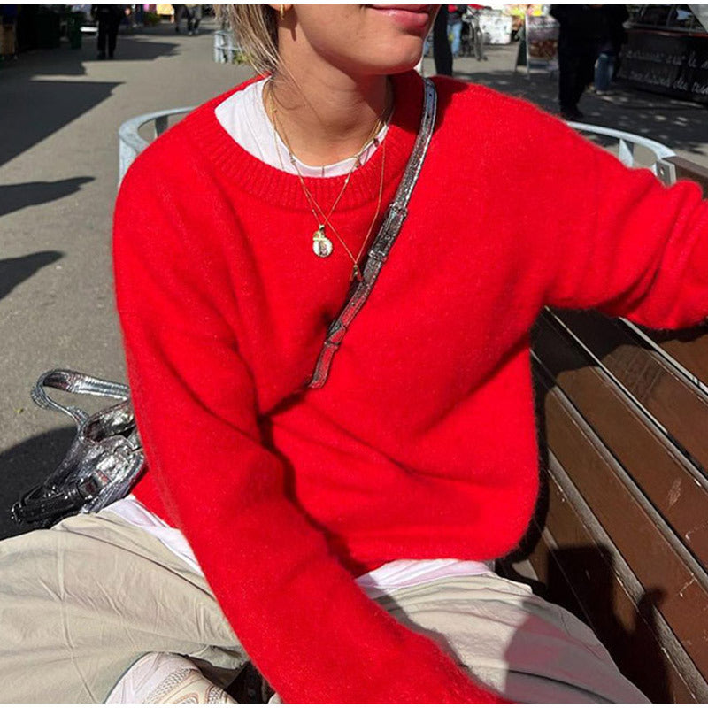 Women's relaxed knit sweater with a casual cut and soft materials NOVAE