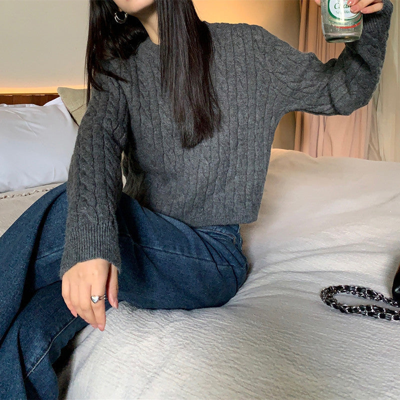 Women's chunky knit sweater with a textured pattern and relaxed fit NOVAE