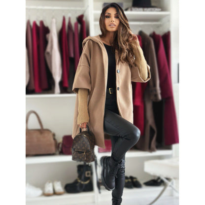Women's oversized coat with stylish pockets and warm lining NOVAE