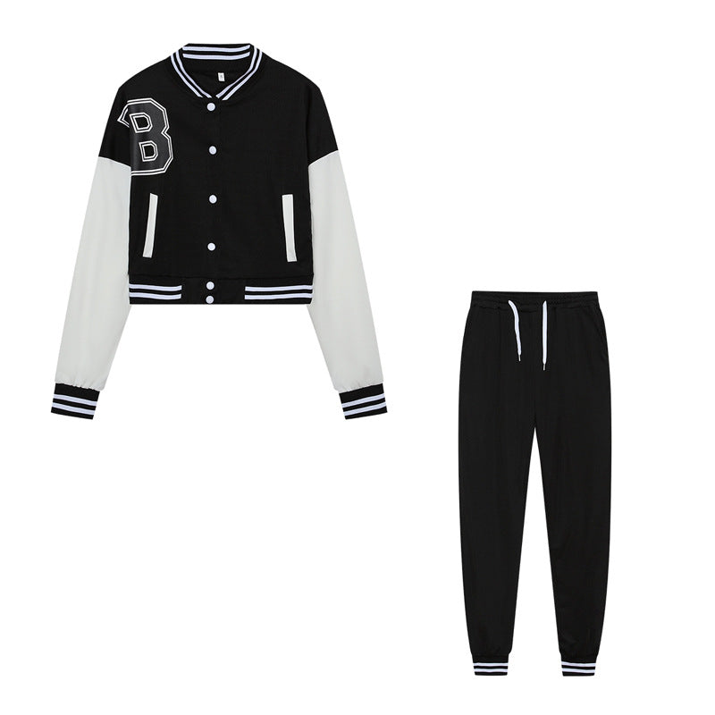 Women's sporty set consisting of a cropped jacket and jogging pants NOVAE