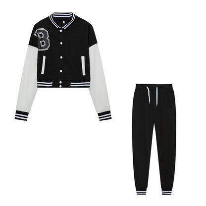 Women's sporty set consisting of a cropped jacket and jogging pants NOVAE
