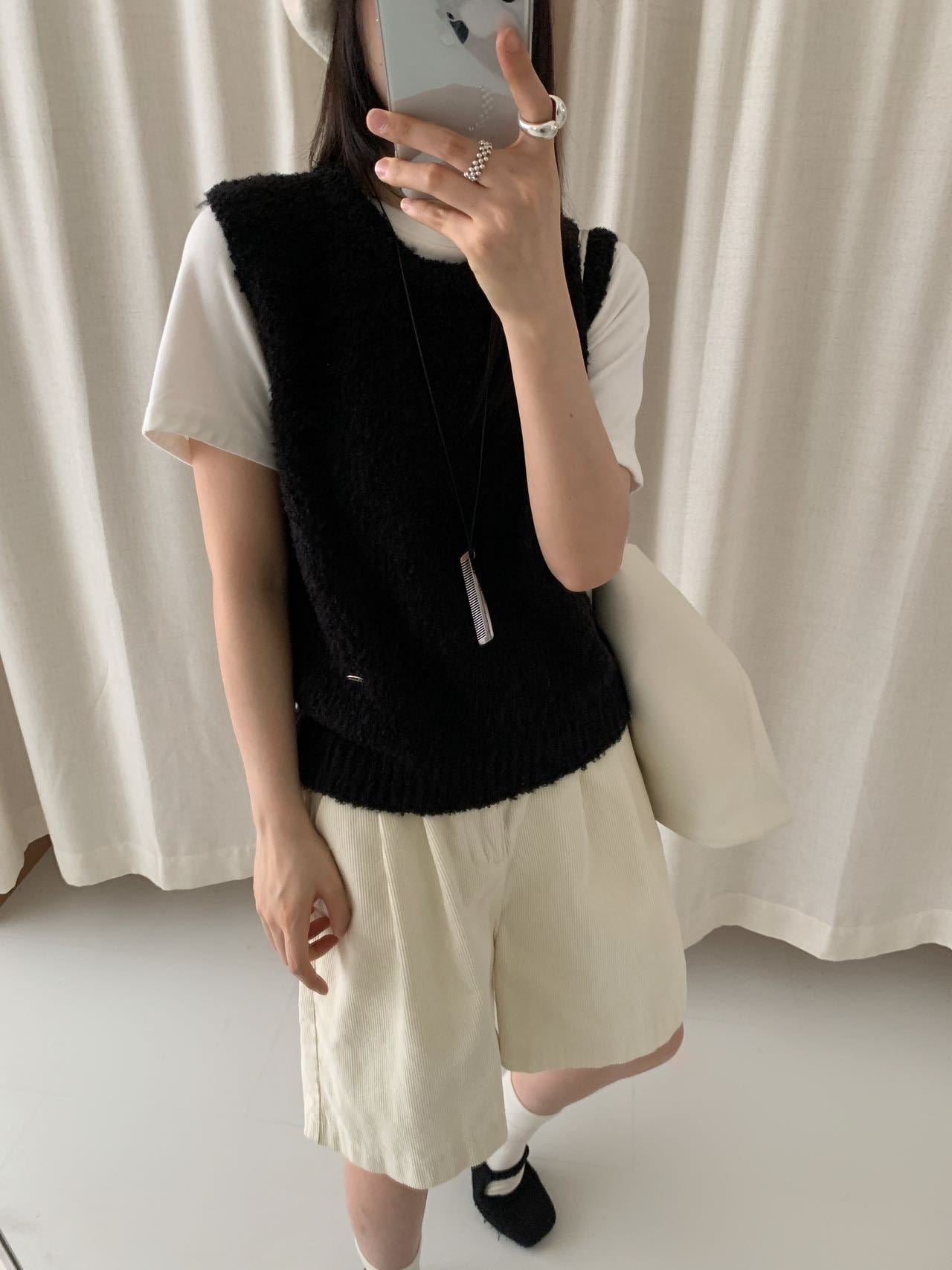 Women's knitted vest with soft, fluffy material and modern cut NOVAE