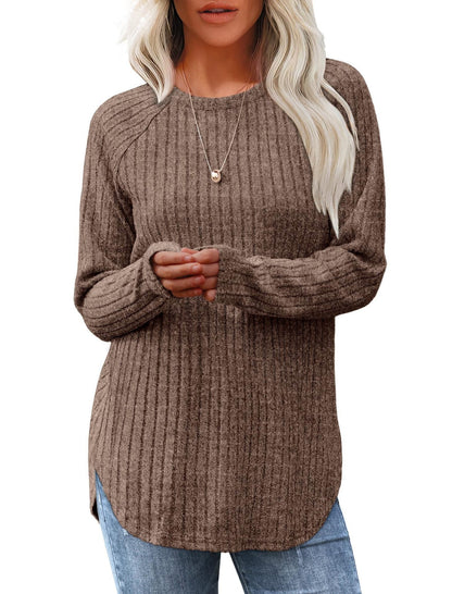 Women's oversized ribbed sweater with a relaxed fit NOVAE