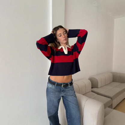 Women's cropped pullover with a modern striped pattern and sporty collar NOVAE