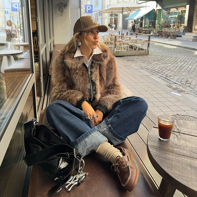 Women's faux fur jacket in a modern cropped style NOVAE