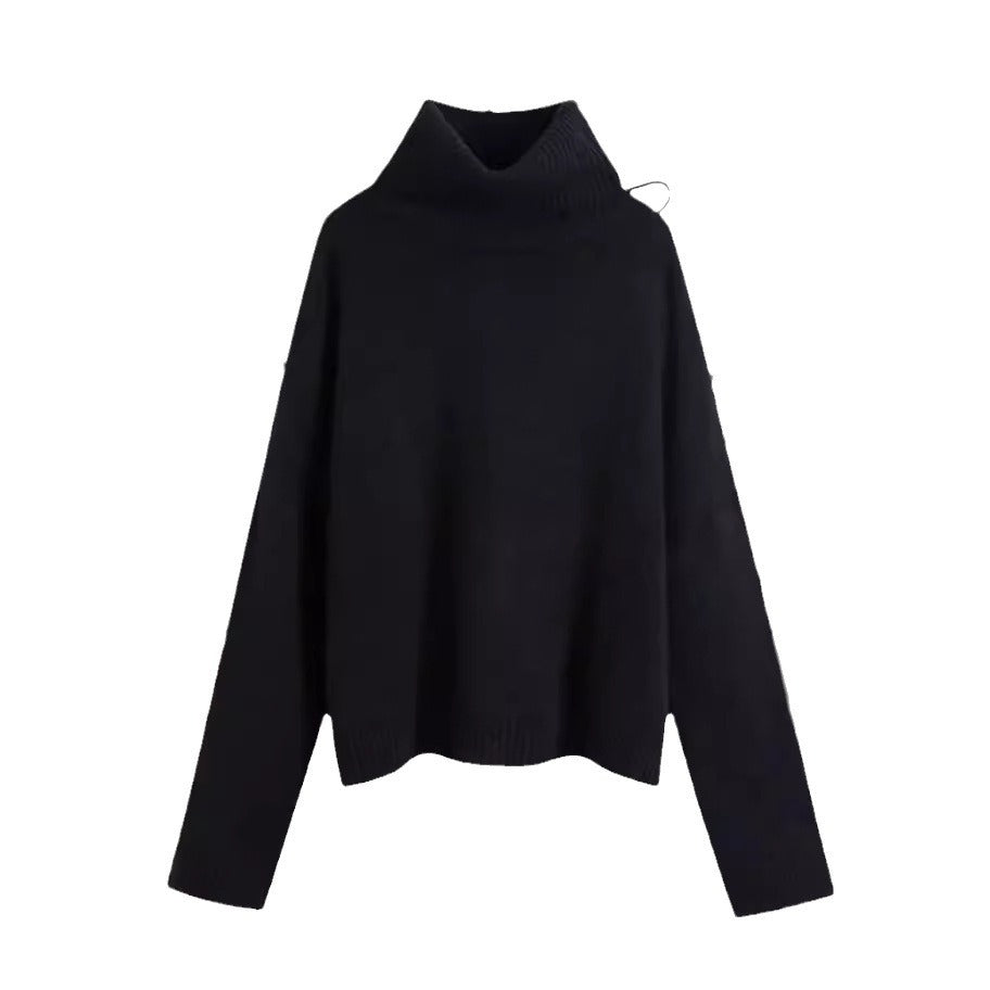 Women's Cozy Turtleneck Sweater made of High-Quality Wool NOVAE