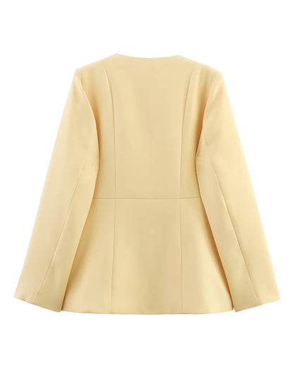 Women's elegant short blazer with a tailored fit and button details NOVAE