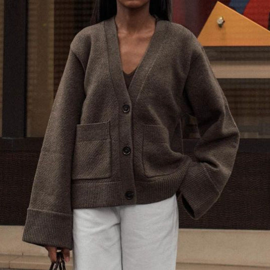 Women's Oversized Knit Cardigan with Pockets and V-Neck NOVAE