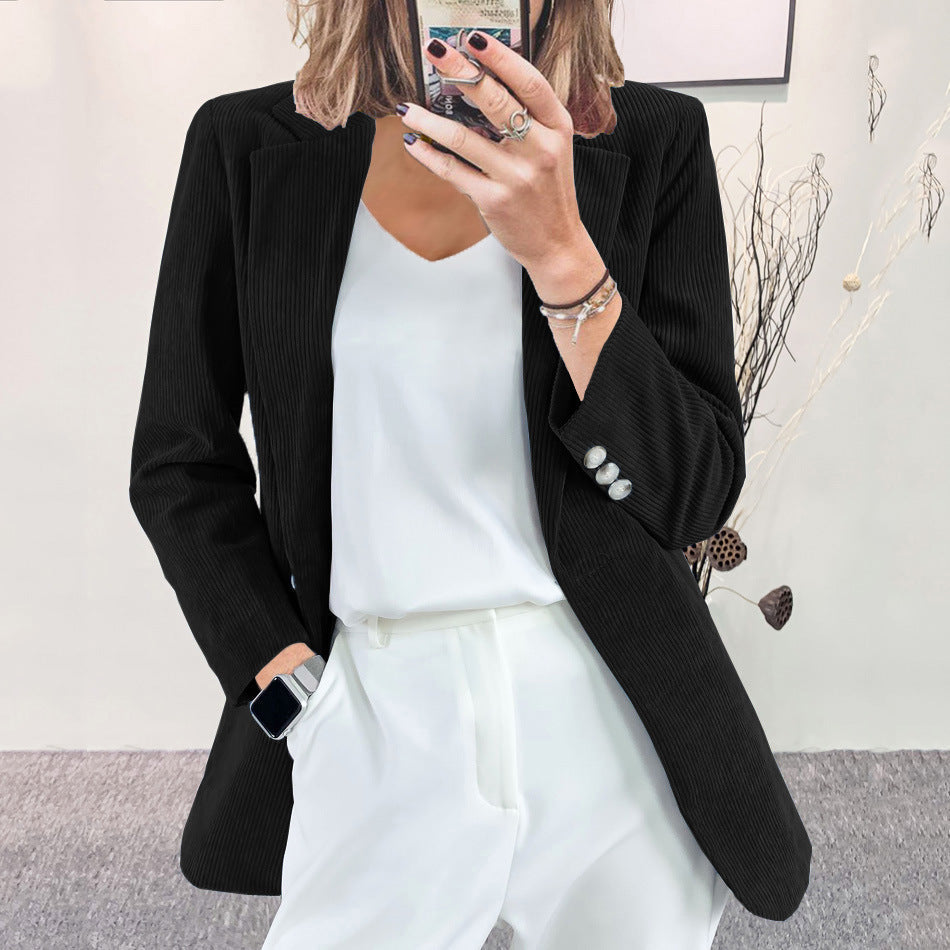 Women's Elegant Structured Blazer with Details on the Sleeves NOVAE