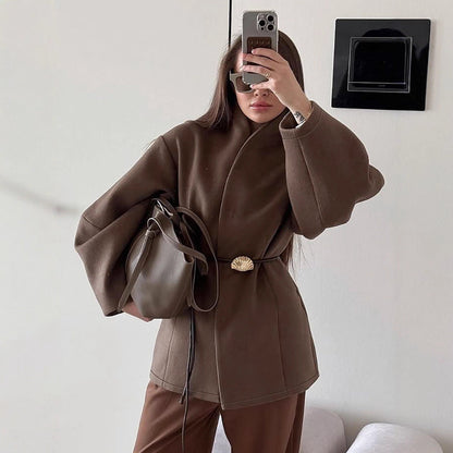 Women's elegant and comfortable short jacket NOVAE