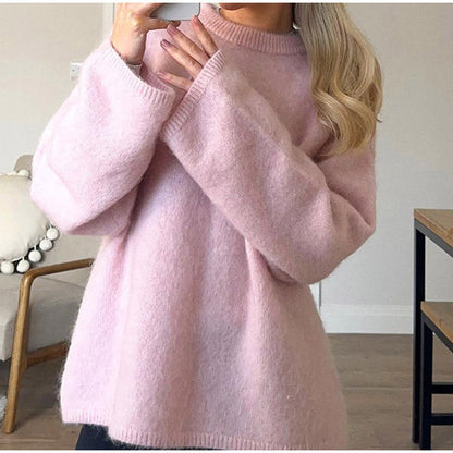 Women's Cozy Oversized Sweater with a Wide Fit NOVAE