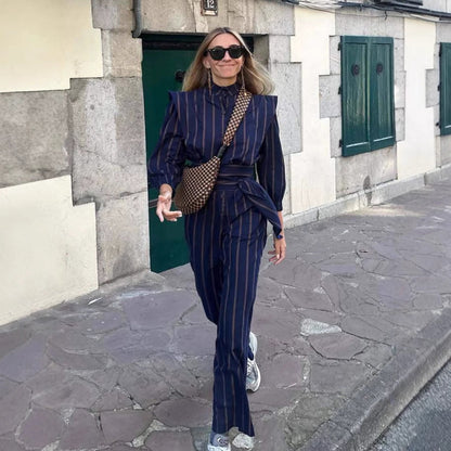 Women's suit with tailored cut and side belt NOVAE