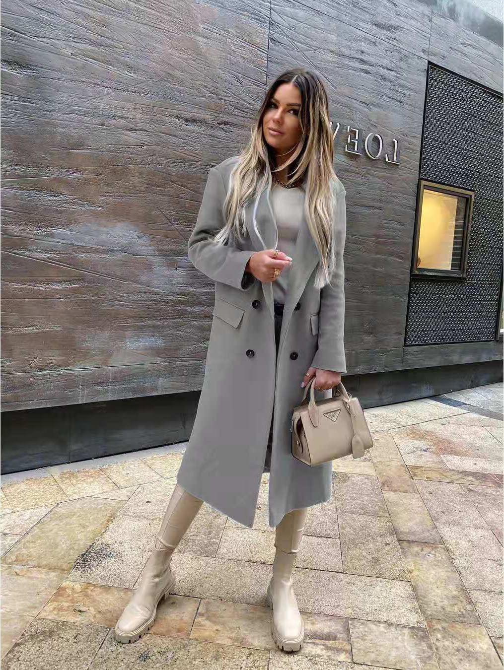 Women's Elegant and Timeless Double-Breasted Wool Coat NOVAE