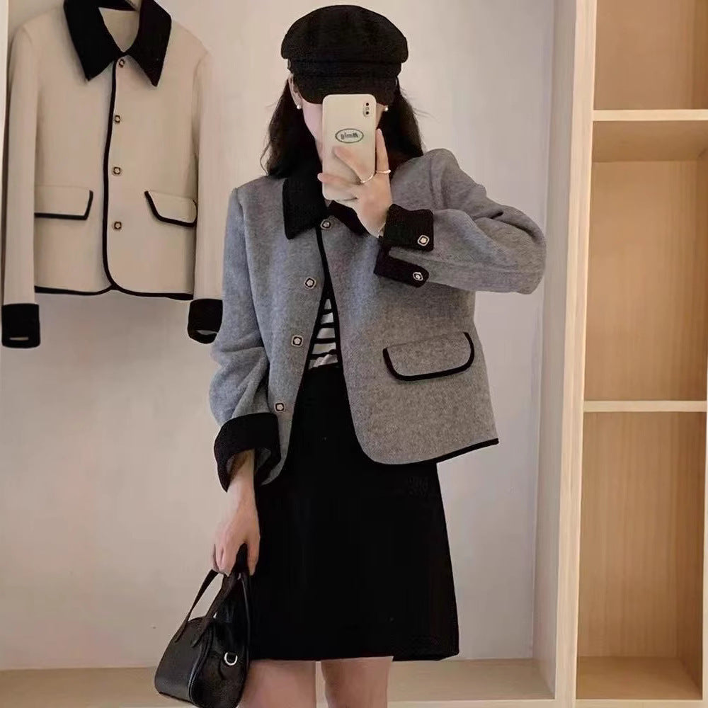 Women's elegant short jacket with contrasting details NOVAE