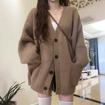 Women's chunky knit cardigan with large pockets and button details NOVAE