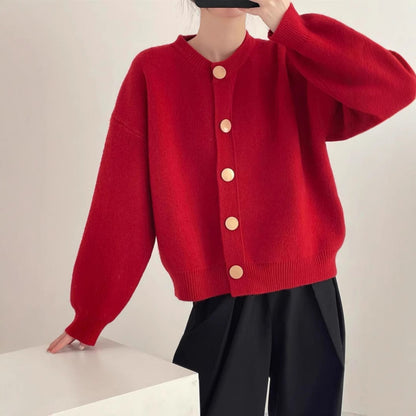 Women's cardigan with a comfortable cut and elegant button details NOVAE