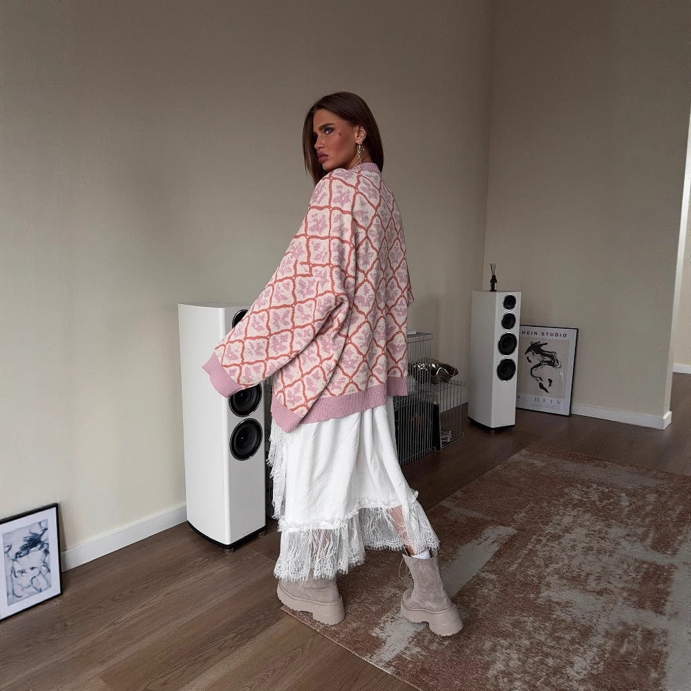 Women's casual knit sweater with a modern pattern NOVAE